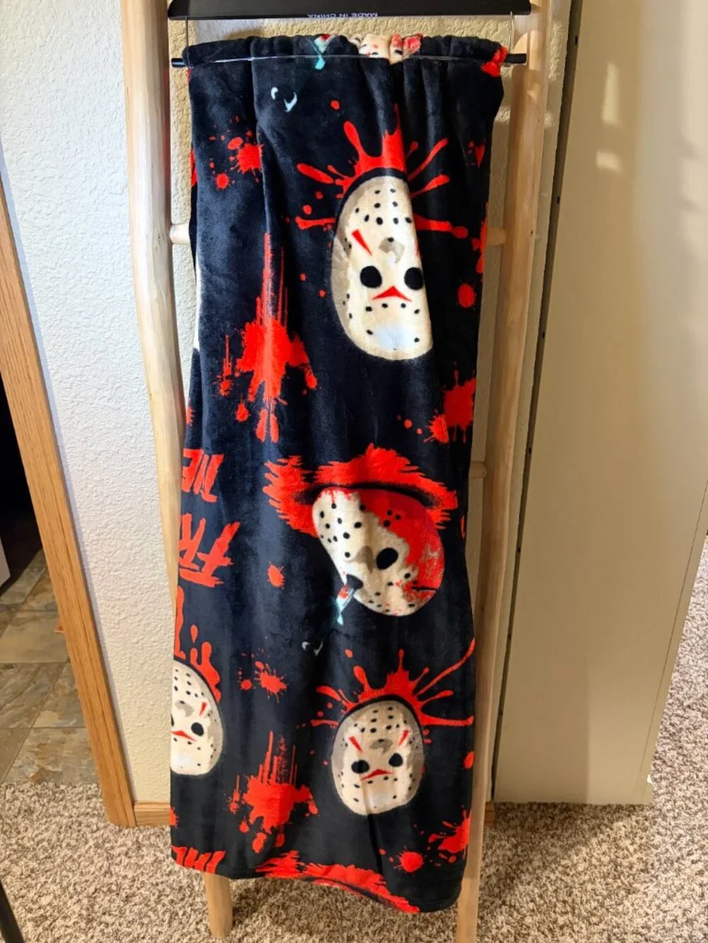 Friday the 13th Jason Plush Blanket Full Queen 90x90 Horror Halloween NWT